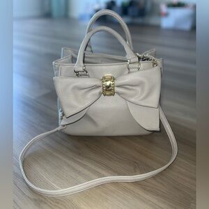 Betsey Johnson Womens Dome Handbag